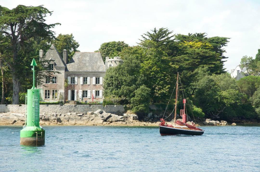 Longere De Kerveguen Argoat Villa Leuhan Exteriör bild